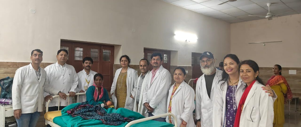 अल्मोड़ा जिला महिला चिकित्सालय में फार्मेसी दिवस उत्साहपूर्वक मनाया गया