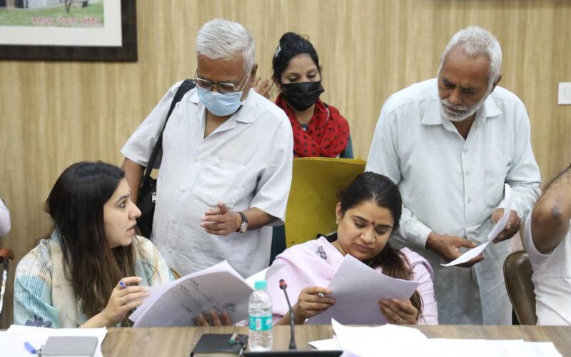 देहरादून: अतिक्रमण की शिकायत, जिला प्रशासन की सख्त प्रवर्तन कार्रवाई तय