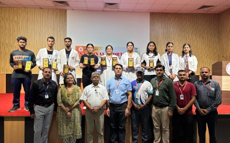 नेशनल स्पोर्ट्स डे पर एसजीआरआर यूनिवर्सिटी में टेबल टेनिस टूर्नामेंट