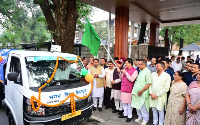 मुख्यमंत्री धामी ने किया शहरी विकास की महत्वाकांक्षी योजनाओं का लोकार्पण