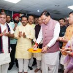 मुख्यमंत्री पुष्कर सिंह धामी भाजपा प्रदेश कार्यालय देहरादून में आयोजित दीपावली मिलन समारोह में हुए शामिल