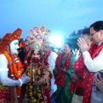 मुख्यमंत्री ने परेड ग्राउंड में रावण दहन कार्यक्रम में किया प्रतिभाग