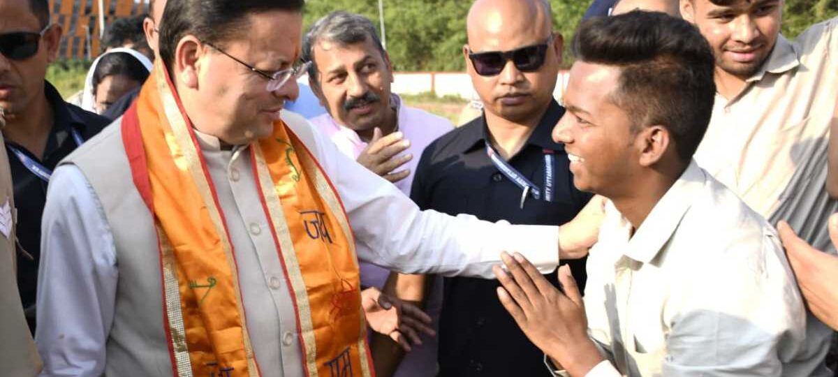 मुख्यमंत्री धामी ने सर्किट हाउस, हल्द्वानी में जनता से मुलाकात कर सुनी जनसमस्याएं