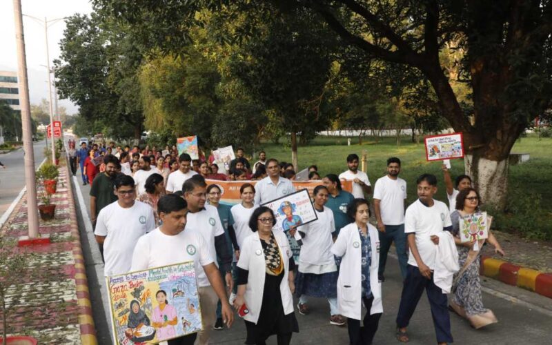 एम्स में हुआ रैली का आयोजन, आमजन को दिया संदेश