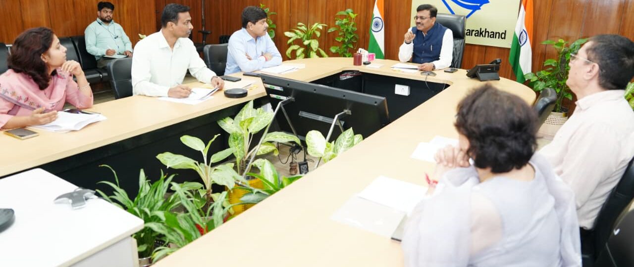 उत्तराखण्ङ में पीएमश्री योजना की तर्ज पर बनेगी स्कूलों के लिए योजनाः मुख्य सचिव