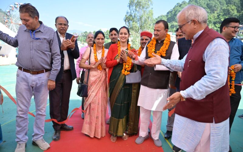 रुद्रप्रयाग में सहकारिता मेला 2025 का तीसरा दिन रहा आकर्षण का केंद्र