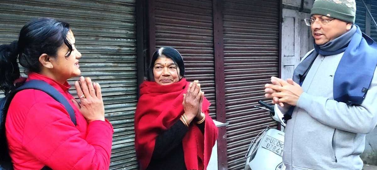 सीएम धामी ने नैनीताल में मॉर्निंग वॉक के दौरान जनता से की मुलाकात, नैना देवी मंदिर सौंदर्यीकरण कार्यों का निरीक्षण