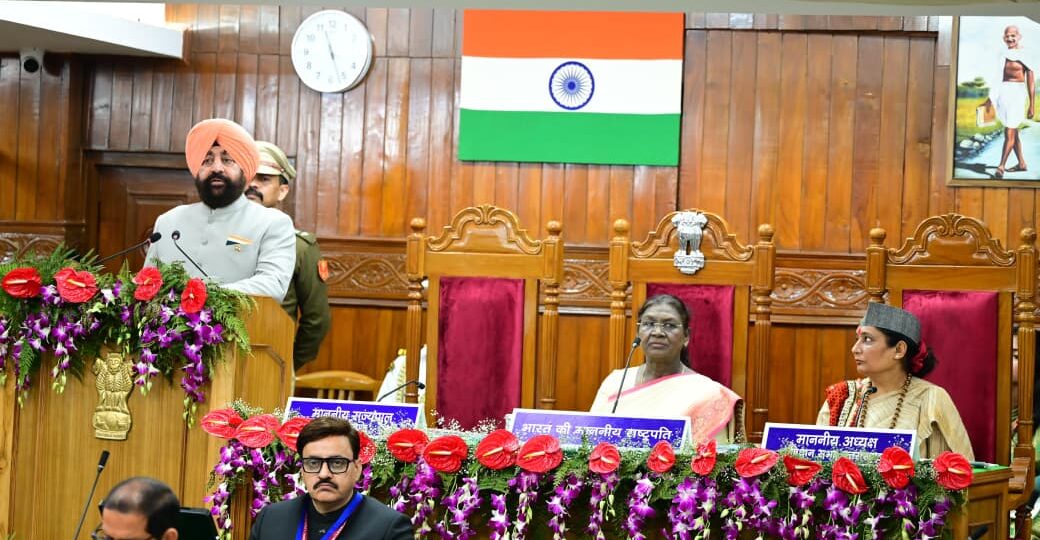 राष्ट्रपति श्रीमती द्रौपदी मुर्मु ने रजतोत्सव के क्रम में विधानसभा के विशेष सत्र को संबोधित किया