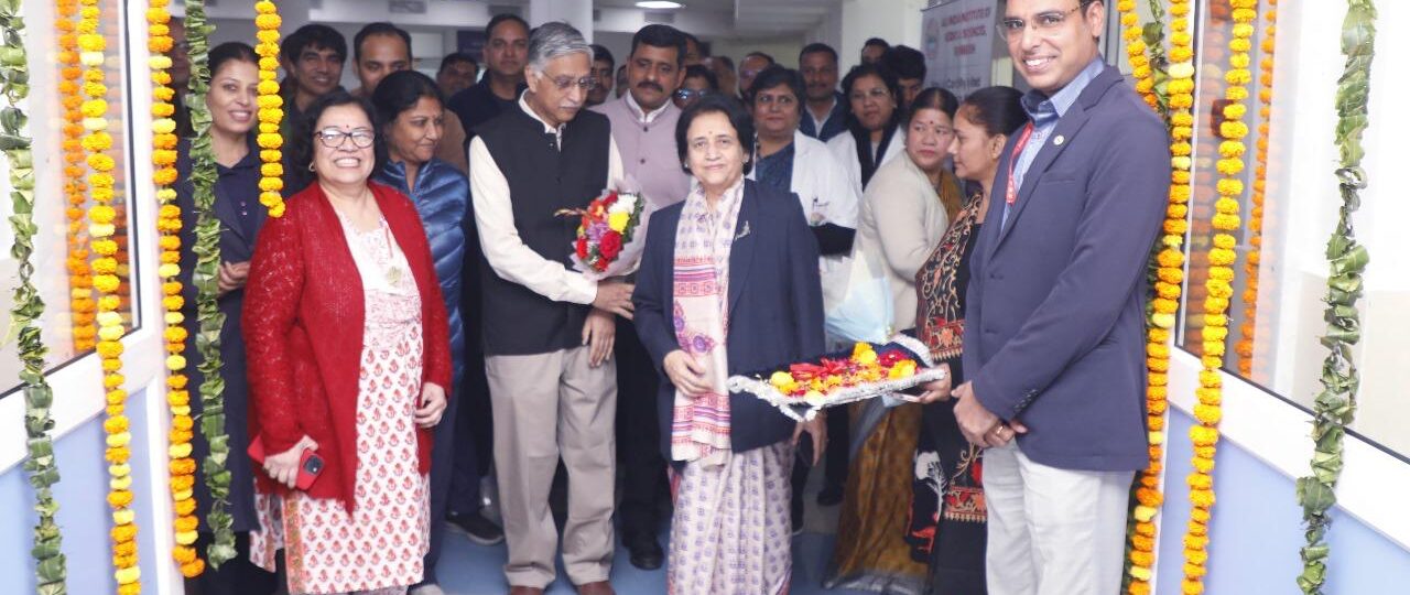 एम्स ऋषिकेश के केन्द्रीय पुस्तकालय में बुद्धवार को तीन दिवसीय मेडिकल पुस्तक प्रदर्शनी का उद्घाटन किया गया