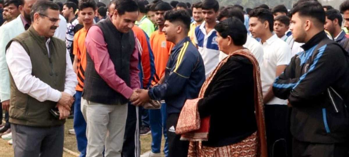 कीर्ति इंटर कॉलेज उत्तरकाशी में प्रथम विज्ञानं एवं  प्रौद्योगिकी प्रीमियर लीग आयोजित