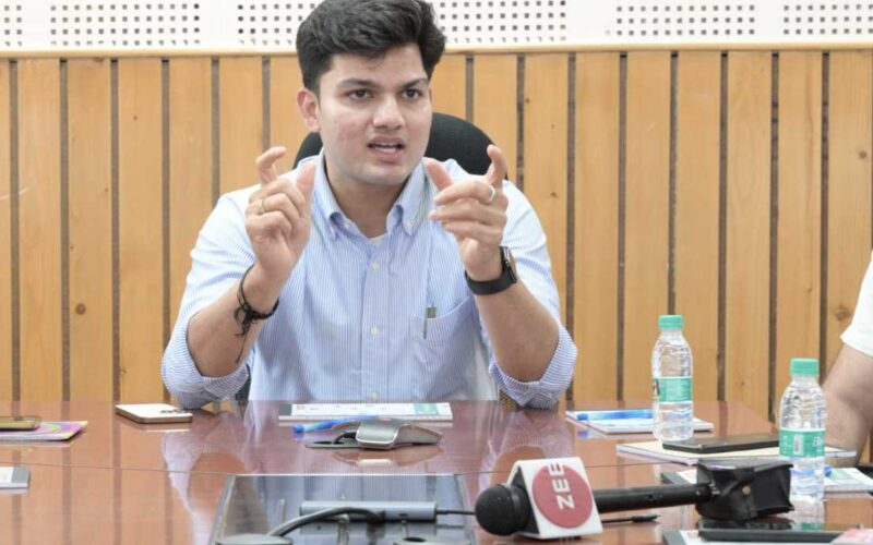 “जन-जन की सरकार, जन-जन के द्वार” अभियान के तहत मयकोटी में 24 दिसंबर को जिलाधिकारी की अध्यक्षता में आयोजित होगा बहुउद्देशीय शिविर