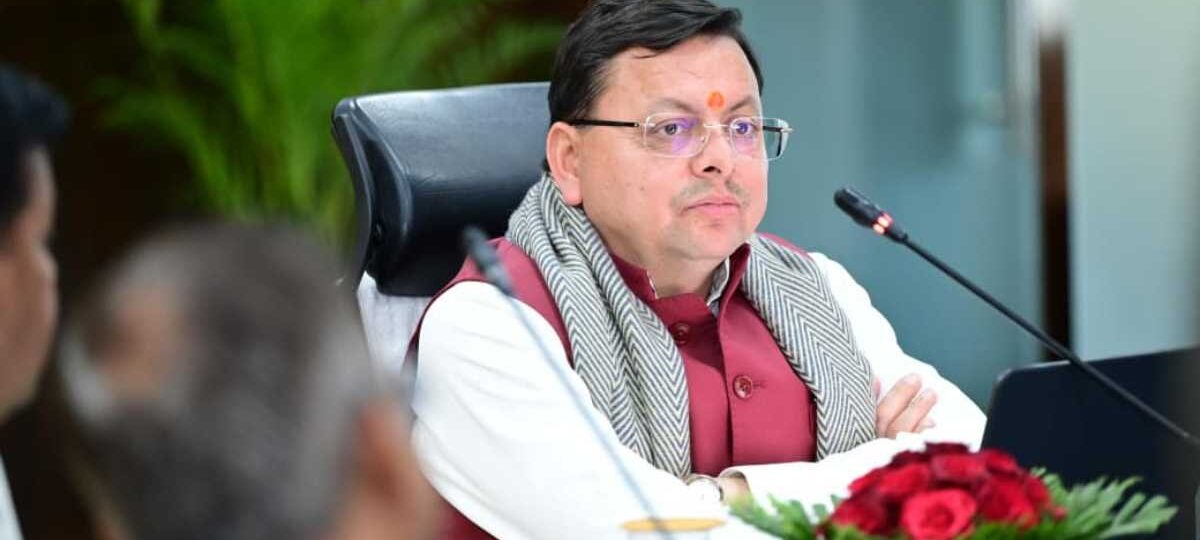 वर्दी घोटाले में सीएम धामी ने दिए DIG के निलंबन के आदेश