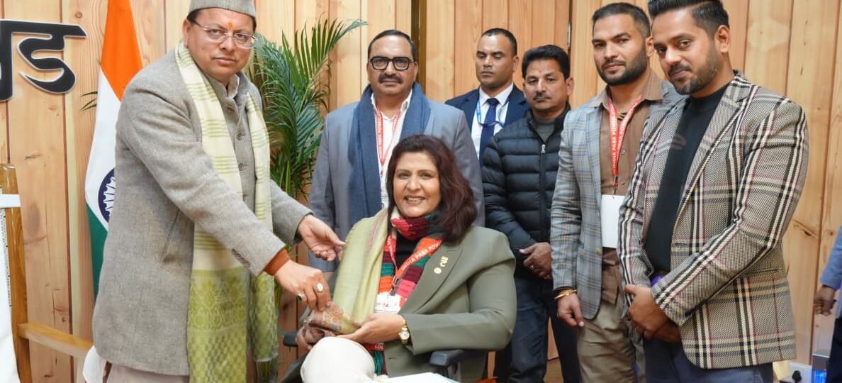 मुख्यमंत्री पुष्कर सिंह धामी से डॉ. दीपा मलिक ने की शिष्टाचार भेंट