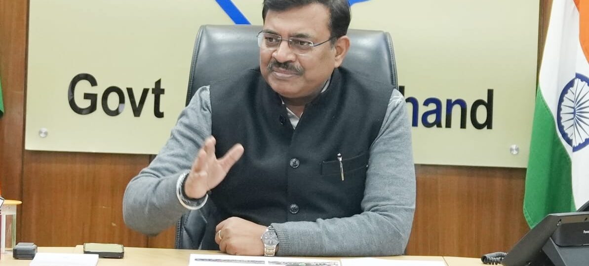 केदारनाथ पुनर्निर्माण एवं बद्रीनाथ मास्टर प्लान के सम्बन्ध में सचिव ने दिए निर्देश