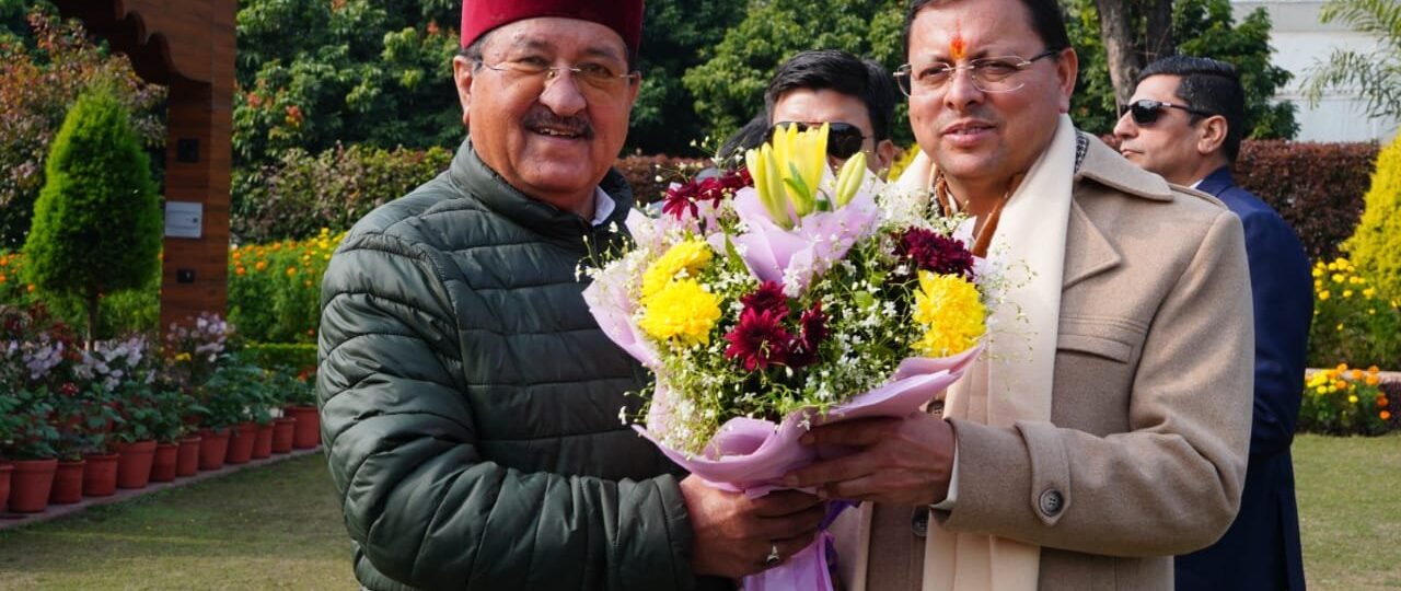 मुख्यमंत्री को विभिन्न क्षेत्रों के लोगों ने दी नववर्ष की शुभकामनाएं