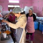 मक्कूमठ में महिला सशक्तिकरण की नई कहानी, ग्रोथ सेंटर से बदली आजीविका