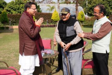 मानवता और संवेदना की मिसाल: सेवानिवृत्त ब्रिगेडियर ने मुख्यमंत्री राहत कोष में दिए 10 लाख रुपये…