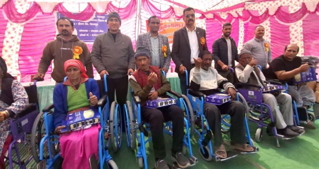 डीएम सविन बंसल के निर्देशन में 9 शिविरों में 3,447 दिव्यांग व वरिष्ठजनों को निःशुल्क सहायक उपकरण वितरित…