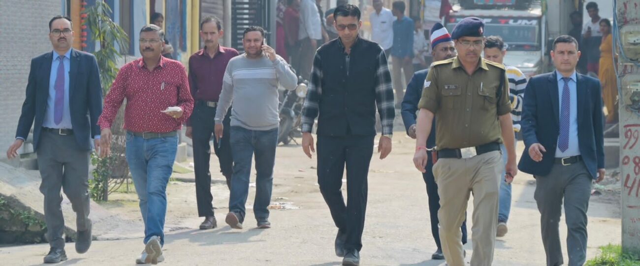 आंगनबाड़ी राशन में गड़बड़ी पर डीएम का बड़ा एक्शन, रुड़की के सेंट्रल गोदाम पर छापेमारी…