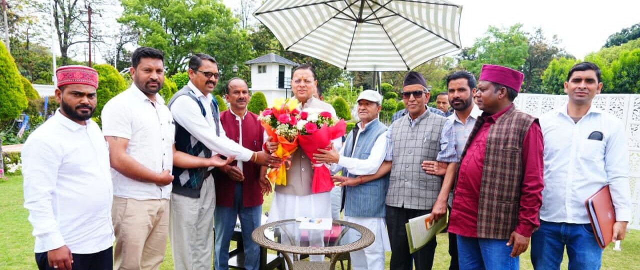 मुख्यमंत्री धामी से विधायकों ने की शिष्टाचार भेंट…