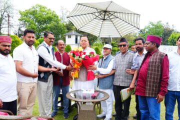 मुख्यमंत्री धामी से विधायकों ने की शिष्टाचार भेंट…