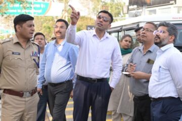 प्रधानमंत्री के प्रस्तावित दौरे से पहले देहरादून में तैयारियां तेज, डीएम ने आशारोड़ी से गढ़ीकैंट तक किया निरीक्षण…