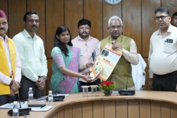 आयुष सेवाओं के विस्तार और आयुर्वेद विश्वविद्यालय की समस्याओं के समाधान के निर्देश…