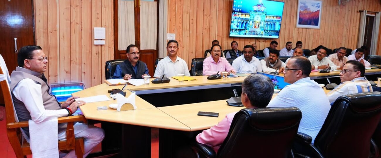 डिप्लोमा इंजीनियर्स की हड़ताल के बीच सीएम धामी से वार्ता…