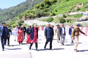 सीमांत उत्तरकाशी पहुंचे मुख्य चुनाव आयुक्त, हर्षिल पोलिंग बूथ का करेंगे निरीक्षण…