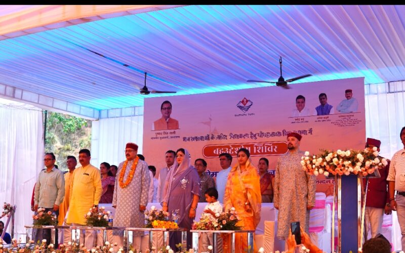 विकास खंड पोखड़ा में हुआ बहुदेशीय शिविर का आयोजन,कई लोगों की स्वास्थ्य जांच तथा 20 दिव्यागों मिले प्रमाण पत्र