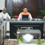 मानसून से पहले तैयारियां पूरी करें, 15 नवंबर तक प्रदेश की सभी सड़कें हों गड्ढामुक्त : धामी
