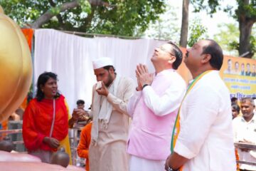 मुख्यमंत्री धामी ने भगवान भोलेनाथ एवं महाबली हनुमान की प्रतिमाओं का किया अनावरण
