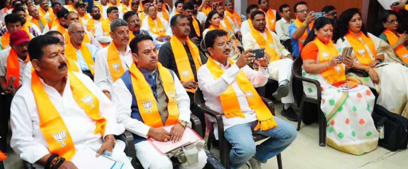 प्रकोष्ठों को जन-जन तक पहुंचानी होंगी सरकार की उपलब्धियां : मुख्यमंत्री धामी