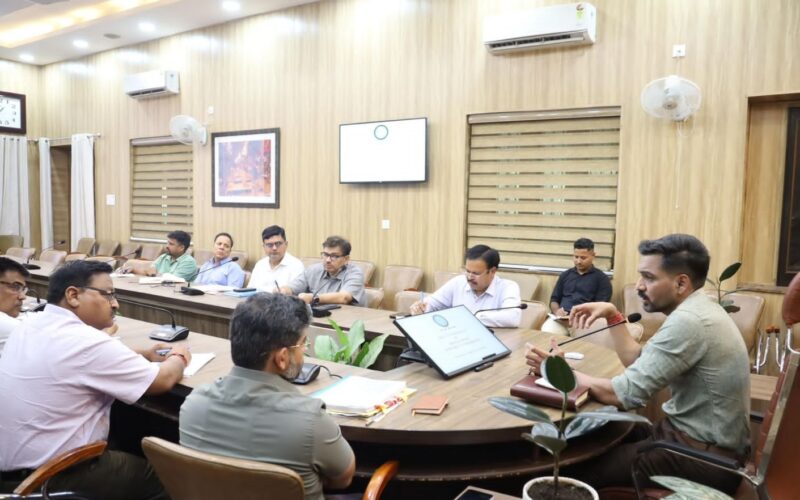 रिस्पना पुनर्जीवन अभियान को मिली रफ्तार, डीएम ने गठित कराई टास्कफोर्स; 7 दिन में मांगा एक्शन प्लान