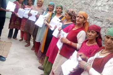 मतदाता पुनरीक्षण अभियान में तेजी, दूसरे दिन 1.33 लाख गणना प्रपत्र वितरित