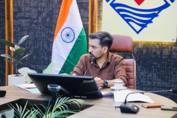 गंभीर बीमारियों से ग्रसित बच्चों को मिलेगा निःशुल्क उपचार : डीएम