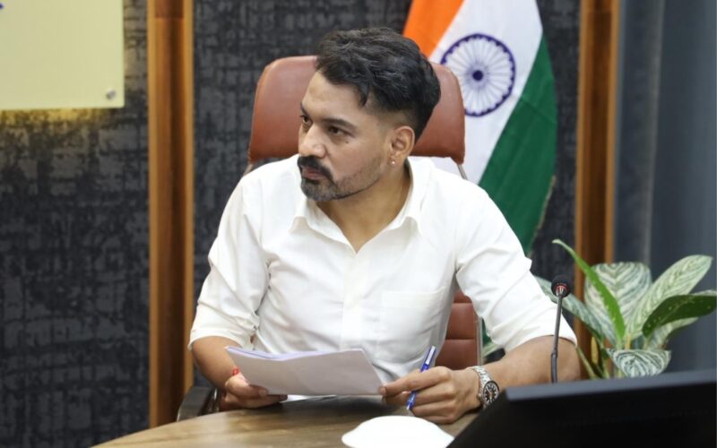 शिकायतों के हॉटस्पॉट चिन्हित कर तय होगी अधिकारियों की जवाबदेही : डीएम