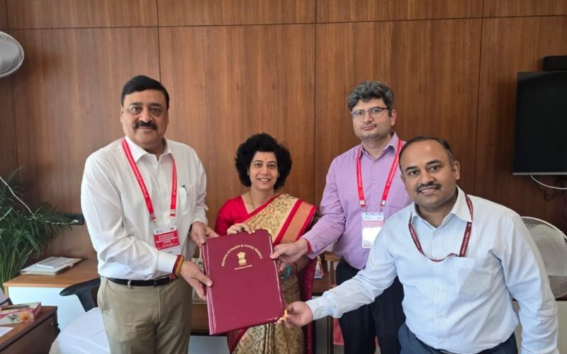 भारत सरकार और उत्तराखण्ड सरकार के बीच एमओयू पर हस्ताक्षर, प्रदेश को मिलेंगी MRI, डिजिटल मैमोग्राफी एवं AI आधारित पोर्टेबल एक्स-रे मशीनें