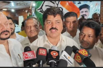 पिथौरागढ़ से कांग्रेस का सत्ता परिवर्तन का संकल्प, भ्रष्टाचार व जनविरोधी नीतियों पर साधा निशाना
