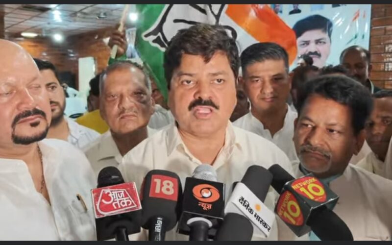 पिथौरागढ़ से कांग्रेस का सत्ता परिवर्तन का संकल्प, भ्रष्टाचार व जनविरोधी नीतियों पर साधा निशाना
