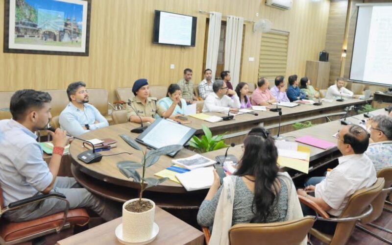 30 जुलाई से शुरू होगा ऐतिहासिक कांवड़ मेला, 25 जुलाई तक पूरी होंगी सभी तैयारियां: डीएम