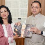 सीएम धामी से मिलीं साहित्यकार डॉ. योजना साह जैन, तीन साहित्यिक कृतियां भेंट कीं…