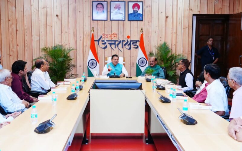मुख्यमंत्री धामी ने किया ‘सेवा विधि’ पुस्तक का विमोचन…