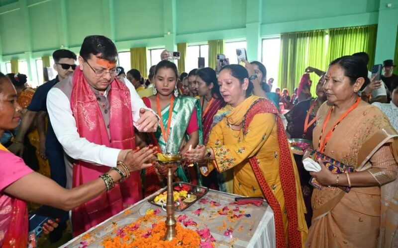 रक्षाबंधन पर मुख्यमंत्री धामी की महिलाओं को बड़ी सौगात,हाईटेक टॉयलेट से लेकर पिंक ई-बस और स्वरोजगार ऋण बढ़ाने की घोषणा
