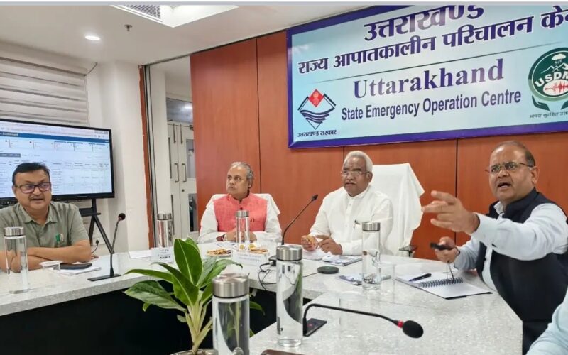 ग्लेशियर झीलों की रियल टाइम मॉनिटरिंग के लिए अत्याधुनिक तकनीक अपनाने के निर्देश