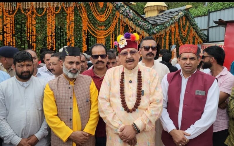 छत्रधारी चालदा महासू महाराज के दर्शन कर सतपाल महाराज ने की प्रदेश की सुख-शांति एवं समृद्धि की कामना