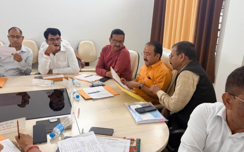 अन्य पिछड़ा वर्ग आयोग अध्यक्ष ने 11 शिकायतों की सुनवाई कर दिए त्वरित निस्तारण के निर्देश
