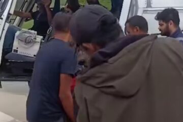 भालू के हमले में गंभीर घायल दिलवर सिंह को एयरलिफ्ट कर एम्स ऋषिकेश भेजा गया