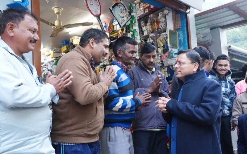 गैरसैंण रवाना हुए मुख्यमंत्री धामी, गौचर-कर्णप्रयाग में पुष्पवर्षा से स्वागत…