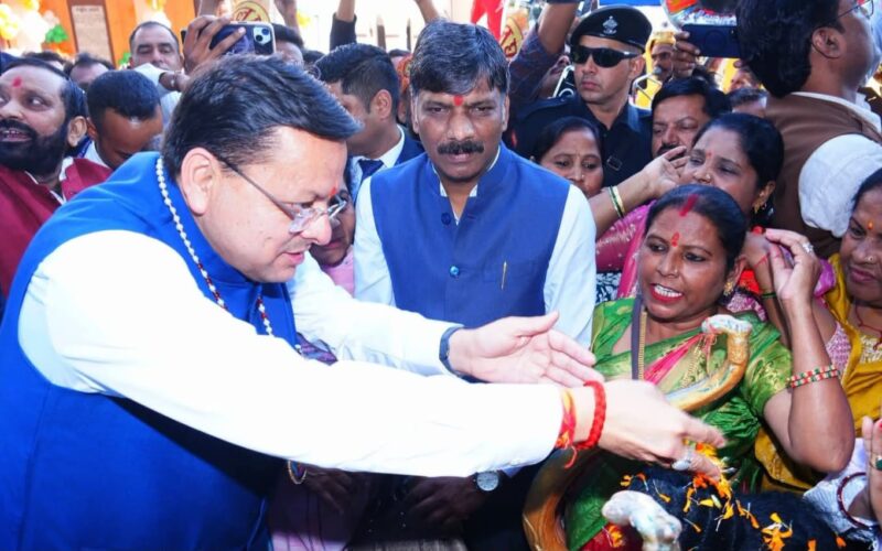 महर्षि वाल्मीकि प्रकटोत्सव पर निकली शोभायात्रा, पर्यावरण मित्रों का मानदेय बढ़ाने का मुख्यमंत्री ने दिया भरोसा…